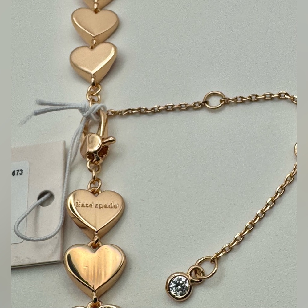 KATE SPADE Heritage Spade Necklace NWT Pink/Red
With/Dust Bag - Picture 7 of 8